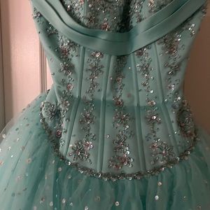 EUC Mari Lee Ball Gown